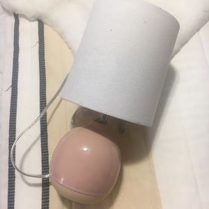 Mini pink ceramic lamp